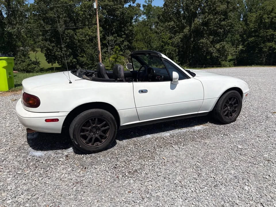 1993 Mazda NA MX-5 Miata - Image 5 of 13