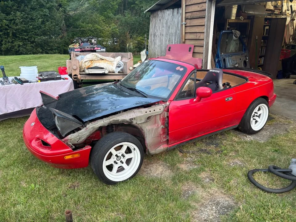 1993 Mazda NA MX-5 Miata - Image 5 of 10