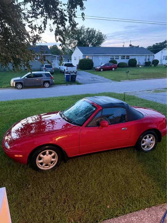 1993 Mazda NA MX-5 Miata - Image 2 of 18