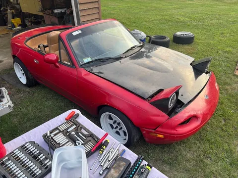 1993 Mazda MX-5 Convertible 2D
