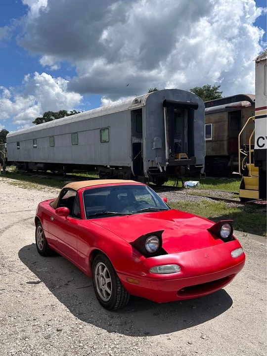 1993 Mazda NA MX-5 Miata - Image 8 of 16