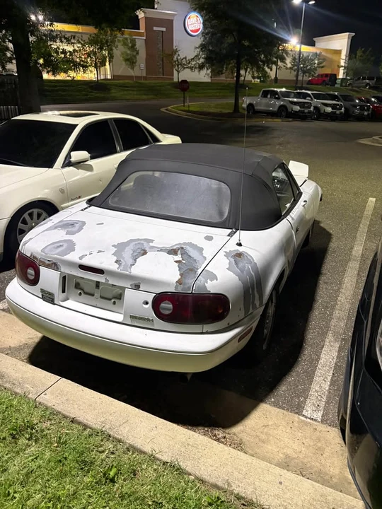 1993 Mazda NA MX-5 Miata - Image 5 of 14