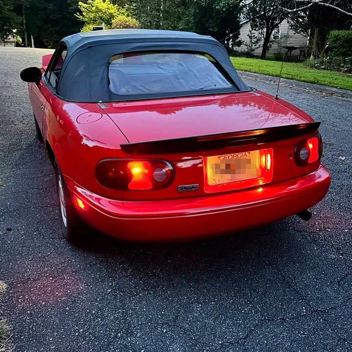 1993 Mazda NA MX-5 Miata - Image 6 of 10