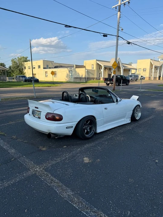 1993 Mazda NA MX-5 Miata - Image 4 of 7