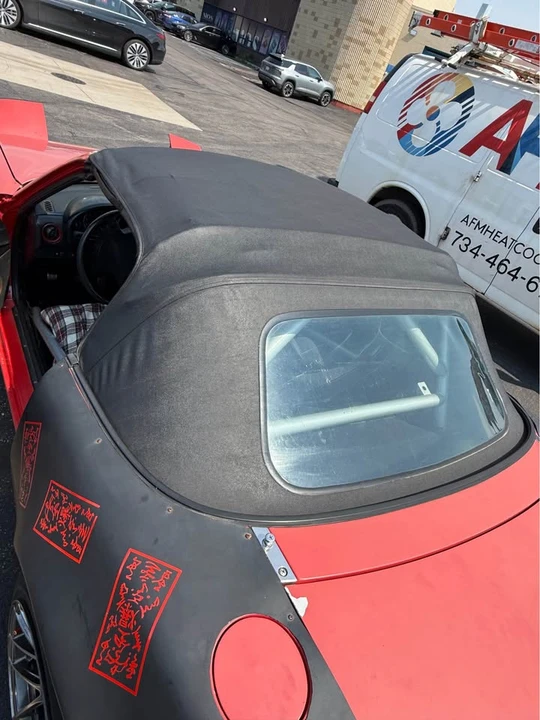 1993 Mazda NA MX-5 Miata - Image 11 of 13