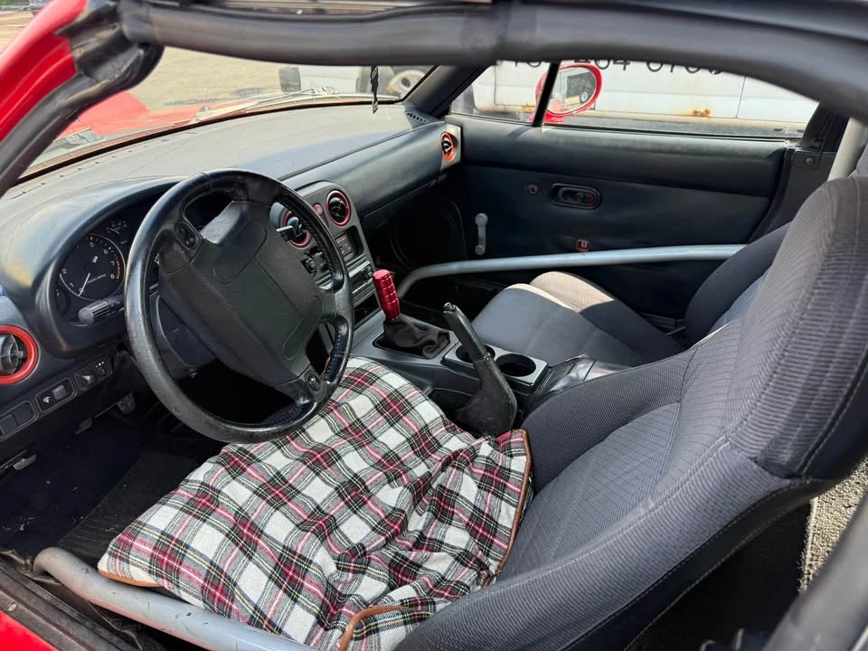 1993 Mazda NA MX-5 Miata - Image 10 of 13