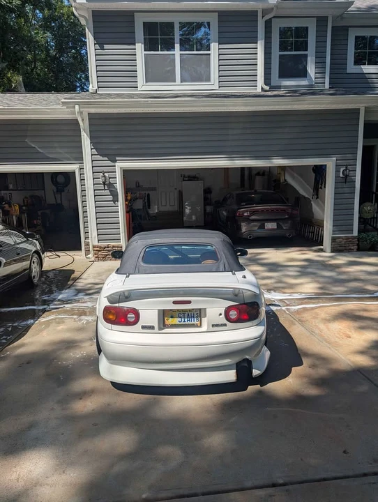 1993 Mazda NA MX-5 Miata - Image 2 of 10