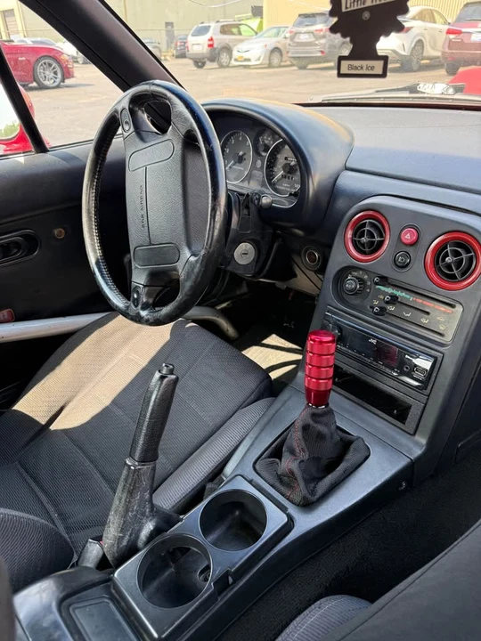 1993 Mazda NA MX-5 Miata - Image 10 of 11