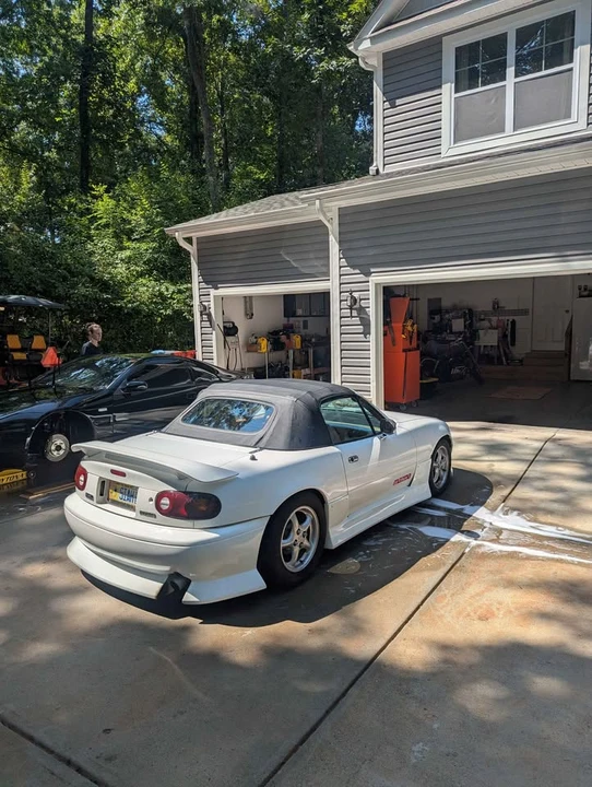 1993 Mazda NA MX-5 Miata - Image 5 of 10