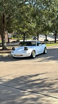 1993 Mazda MX-5 Convertible 2D