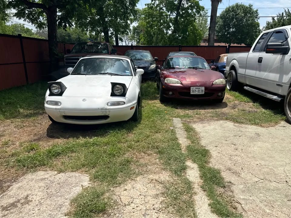 1993 Mazda NA MX-5 Miata - Image 2 of 5