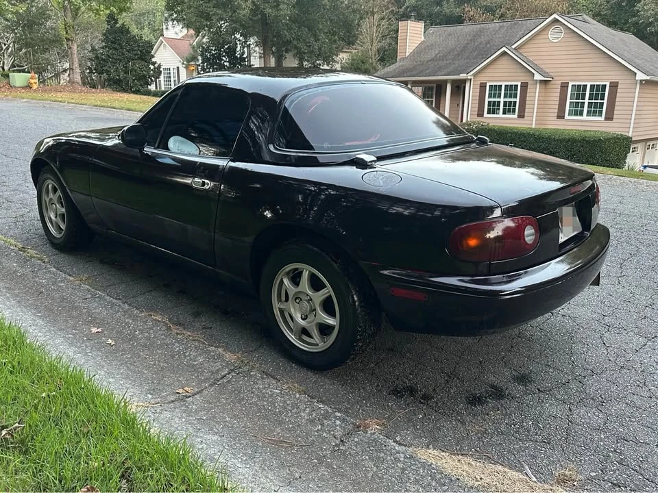 1993 Mazda NA MX-5 Miata - Image 6 of 10