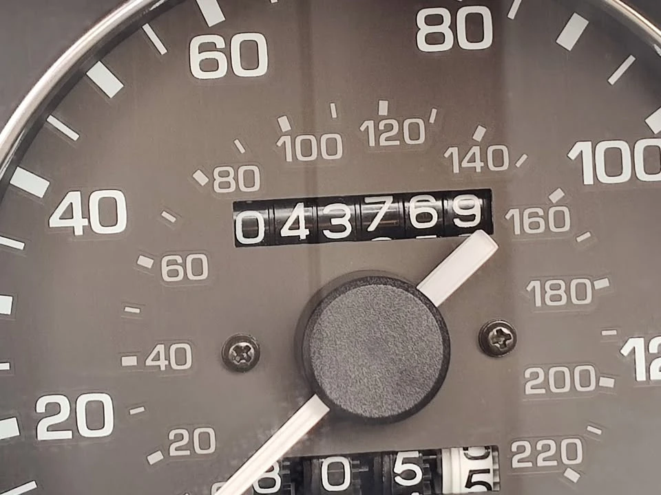 1993 Mazda NA MX-5 Miata - Image 2 of 10