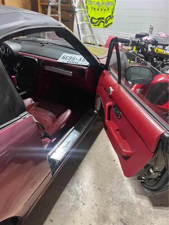 1993 Mazda NA MX-5 Miata - Image 5 of 13