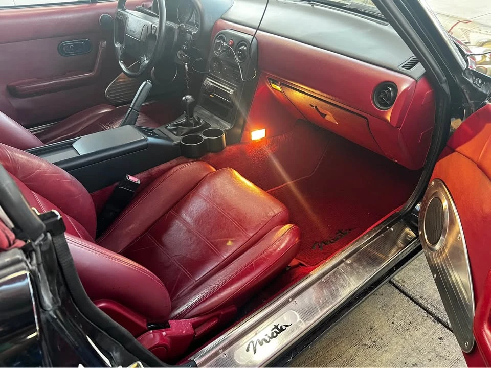 1993 Mazda NA MX-5 Miata - Image 9 of 20