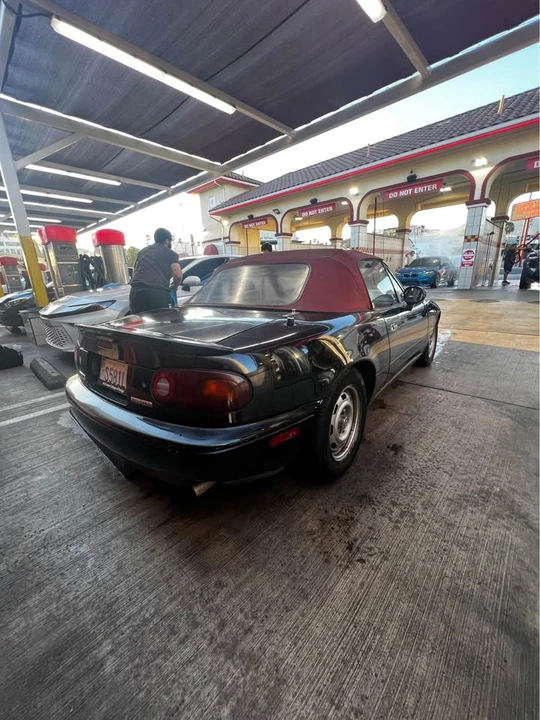 1993 Mazda NA MX-5 Miata - Image 2 of 20