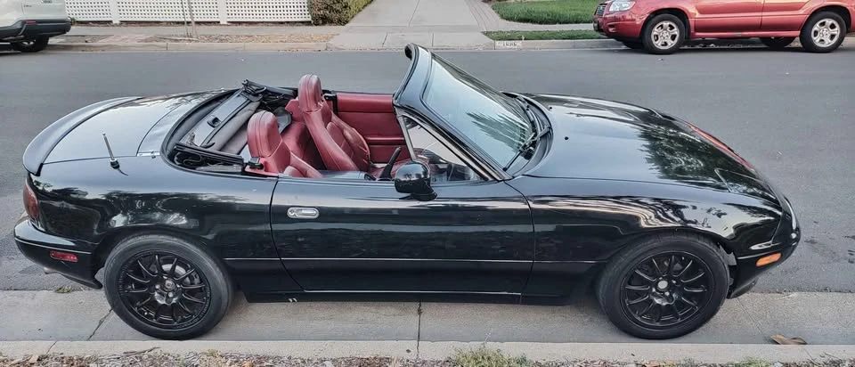 1993 Mazda NA MX-5 Miata - Image 12 of 13
