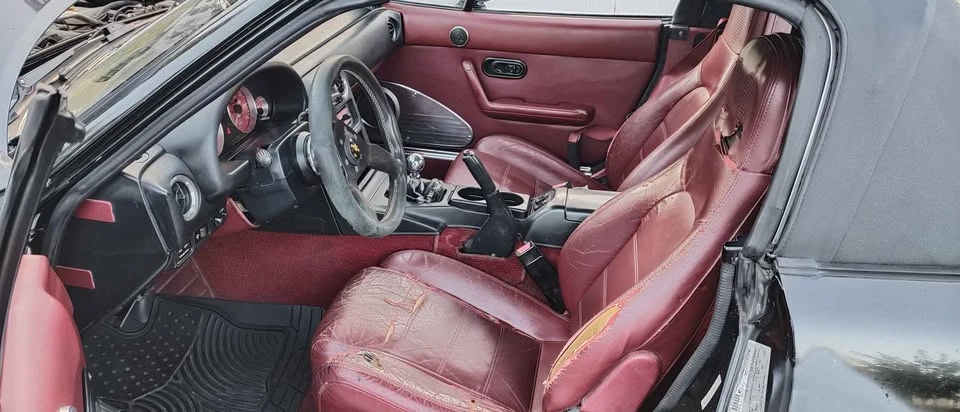 1993 Mazda NA MX-5 Miata - Image 9 of 13