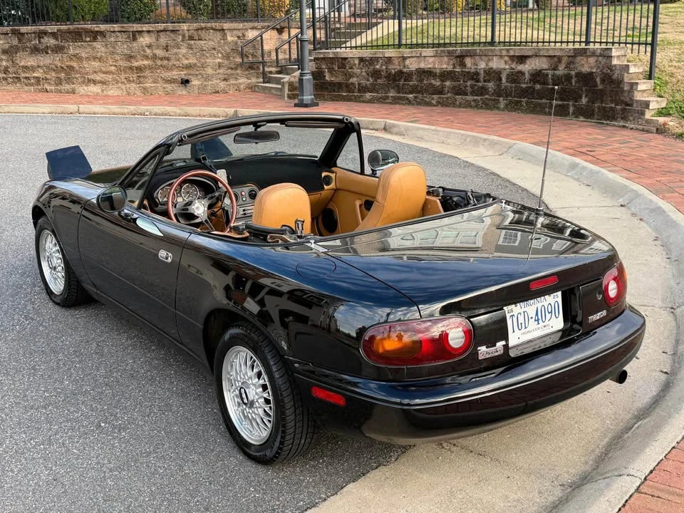 1993 Mazda NA MX-5 Miata - Image 2 of 5