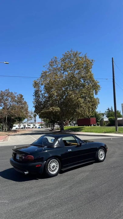 1993 Mazda NA MX-5 Miata - Image 2 of 8