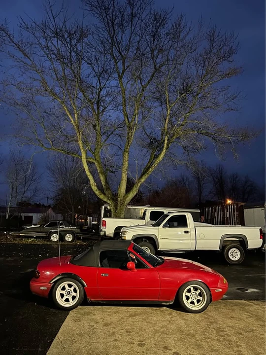 1993 Mazda NA MX-5 Miata - Image 4 of 10