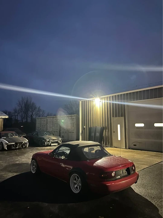 1993 Mazda NA MX-5 Miata - Image 5 of 10