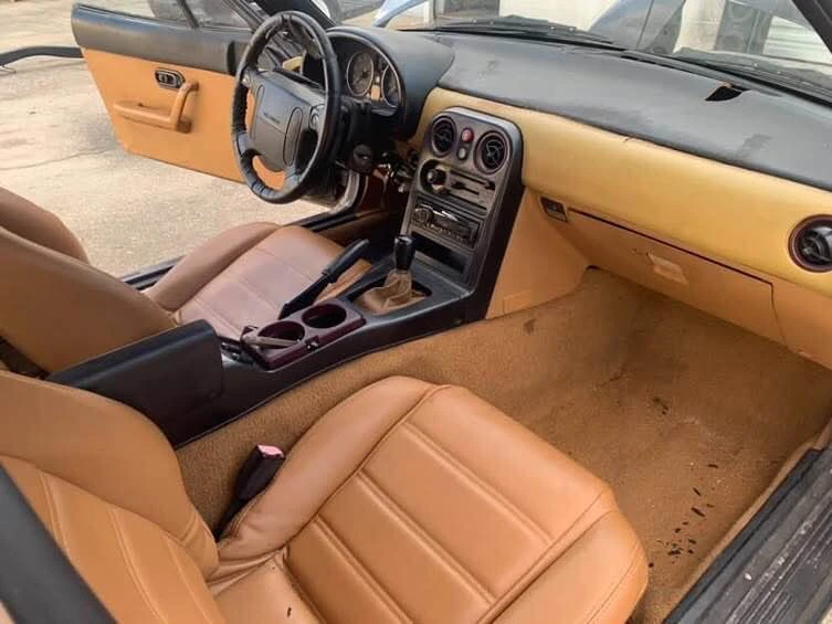 1993 Mazda NA MX-5 Miata - Image 9 of 10