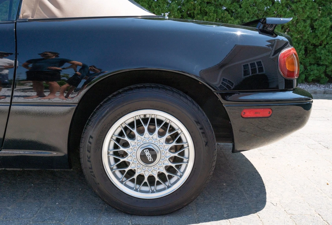 1993 Mazda NA MX-5 Miata - Image 24 of 31