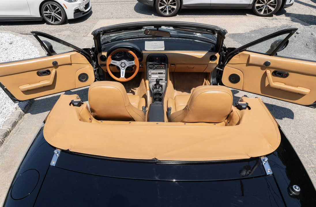 1993 Mazda NA MX-5 Miata - Image 28 of 31