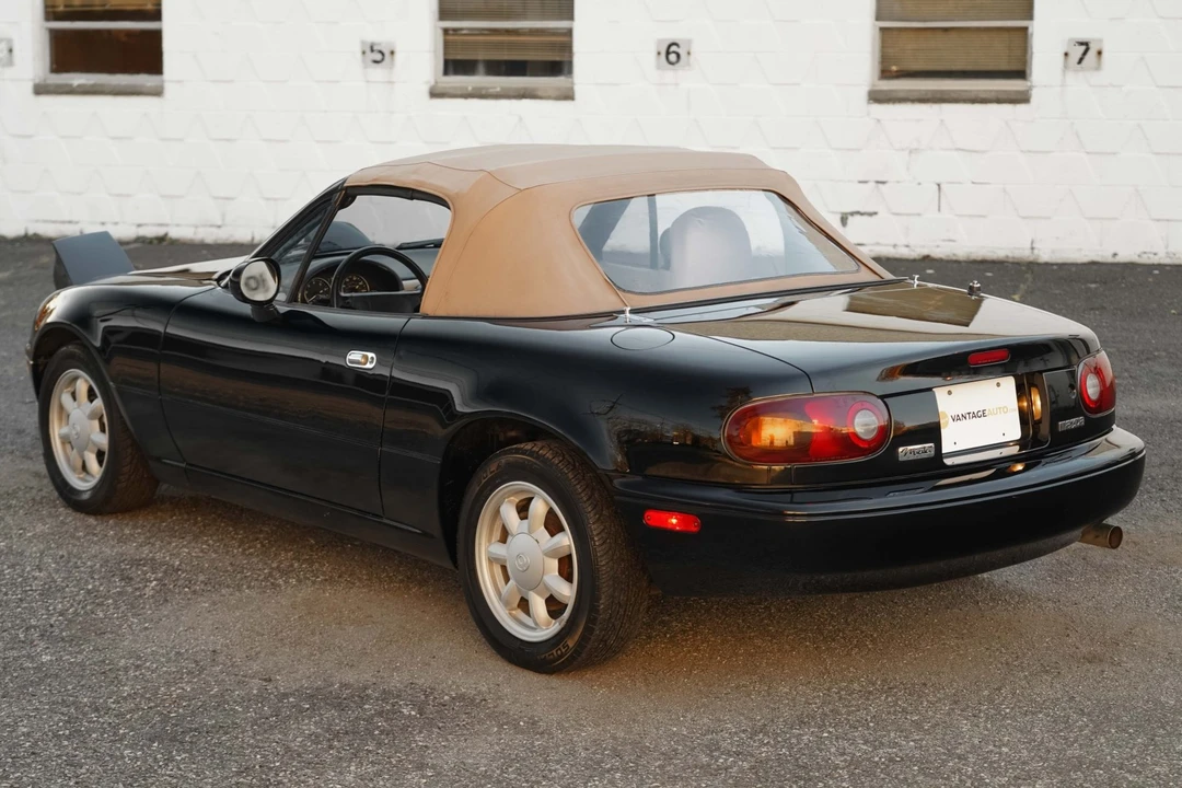1993 Mazda NA MX-5 Miata - Image 13 of 31