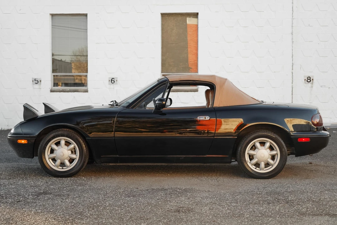 1993 Mazda NA MX-5 Miata - Image 21 of 31