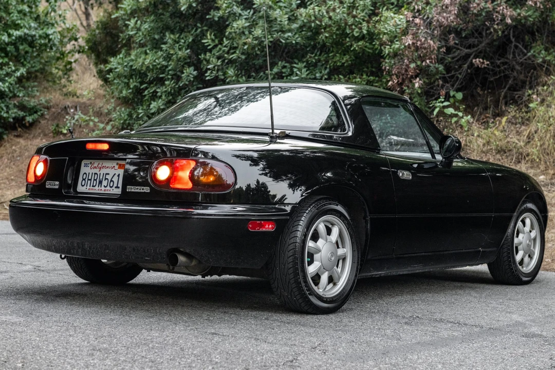 1993 Mazda NA MX-5 Miata - Image 6 of 31