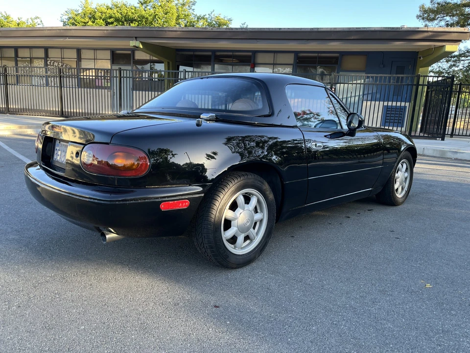 1993 Mazda NA MX-5 Miata - Image 13 of 31