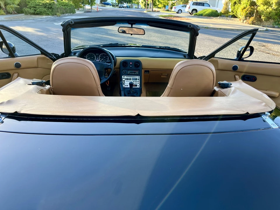 1993 Mazda NA MX-5 Miata - Image 28 of 31