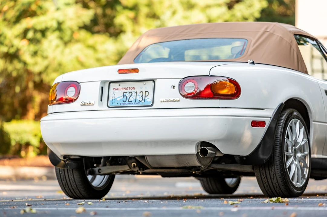 1993 Mazda NA MX-5 Miata - Image 19 of 31