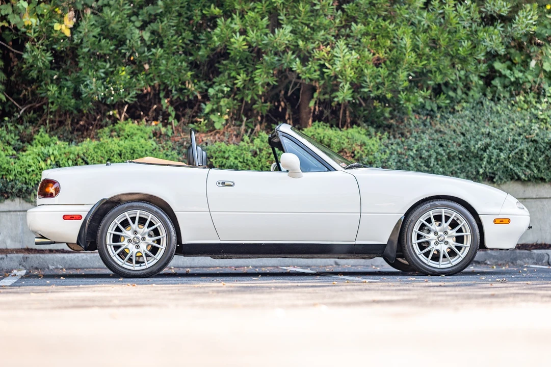 1993 Mazda NA MX-5 Miata - Image 12 of 31
