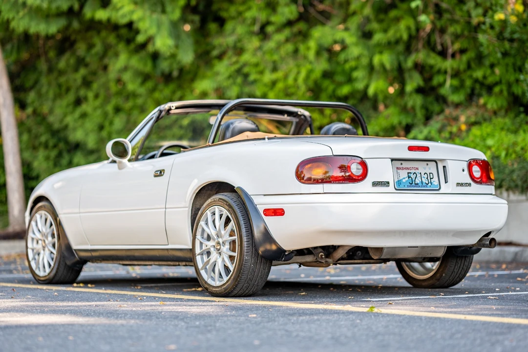 1993 Mazda NA MX-5 Miata - Image 6 of 31