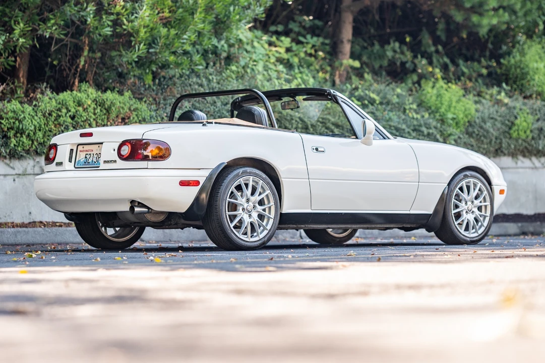 1993 Mazda NA MX-5 Miata - Image 4 of 31