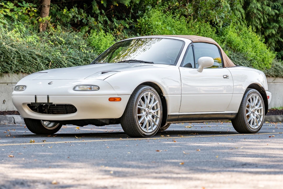 1993 Mazda NA MX-5 Miata - Image 14 of 31