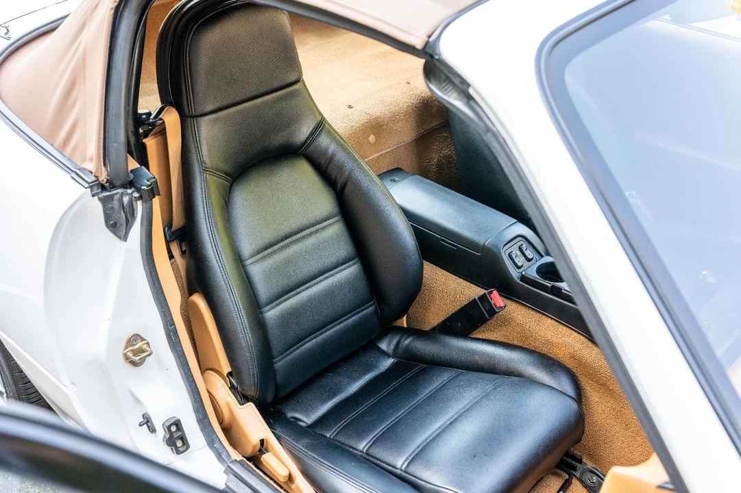 1993 Mazda NA MX-5 Miata - Image 24 of 31
