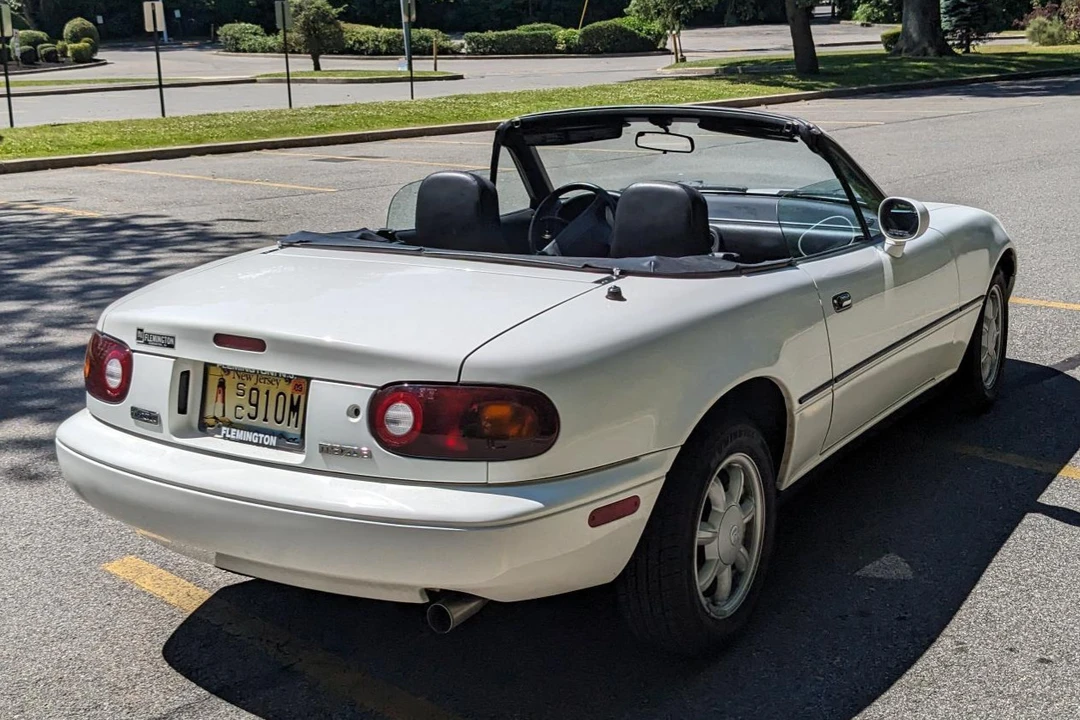 1993 Mazda NA MX-5 Miata - Image 27 of 31