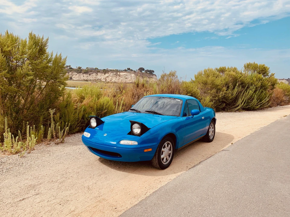 1993 Mazda NA MX-5 Miata - Image 9 of 25