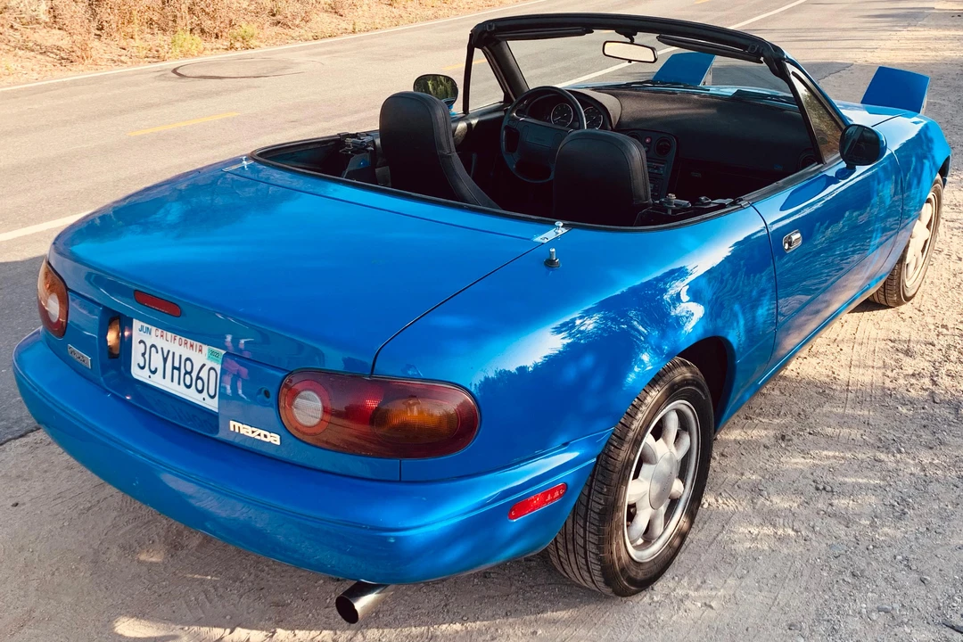 1993 Mazda NA MX-5 Miata - Image 5 of 25