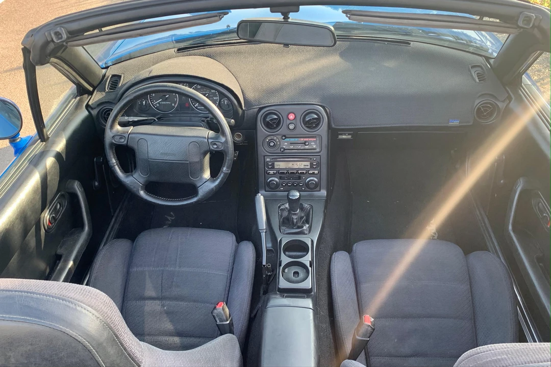 1993 Mazda NA MX-5 Miata - Image 25 of 25