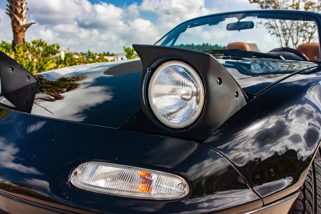 1993 Mazda NA MX-5 Miata - Image 21 of 31