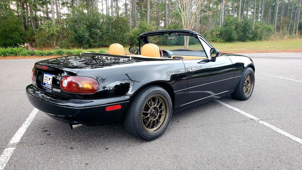 1993 Mazda NA MX-5 Miata - Image 17 of 31