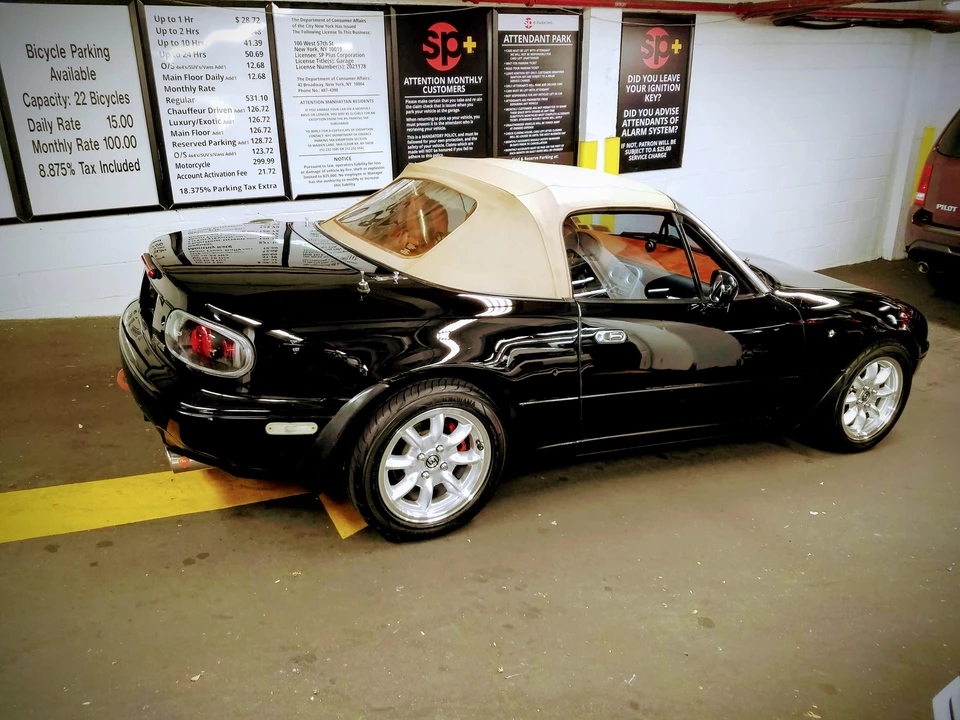 1993 Mazda NA MX-5 Miata - Image 23 of 31