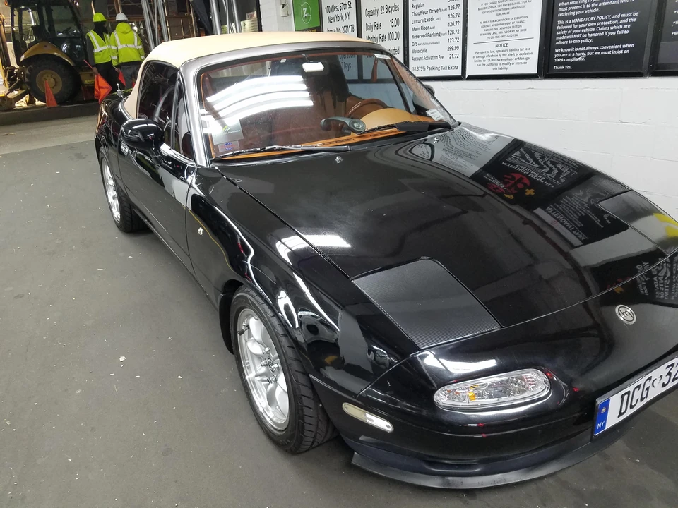 1993 Mazda NA MX-5 Miata - Image 25 of 31