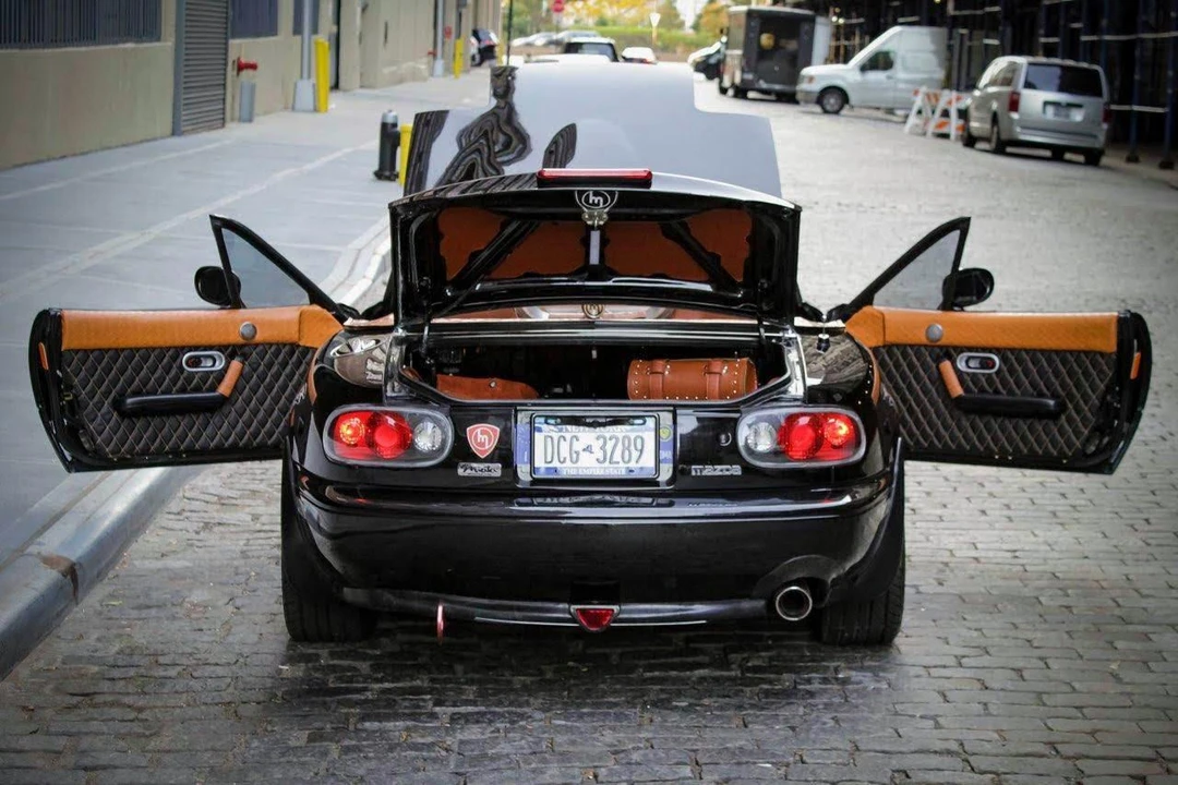 1993 Mazda NA MX-5 Miata - Image 5 of 31