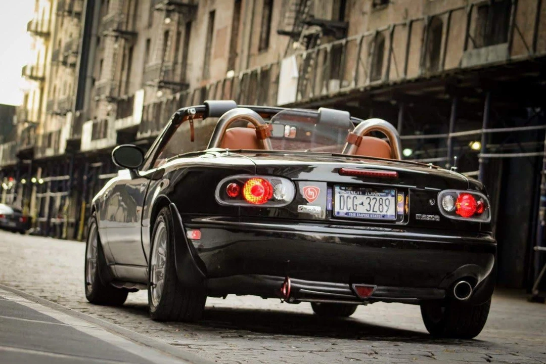 1993 Mazda NA MX-5 Miata - Image 4 of 31